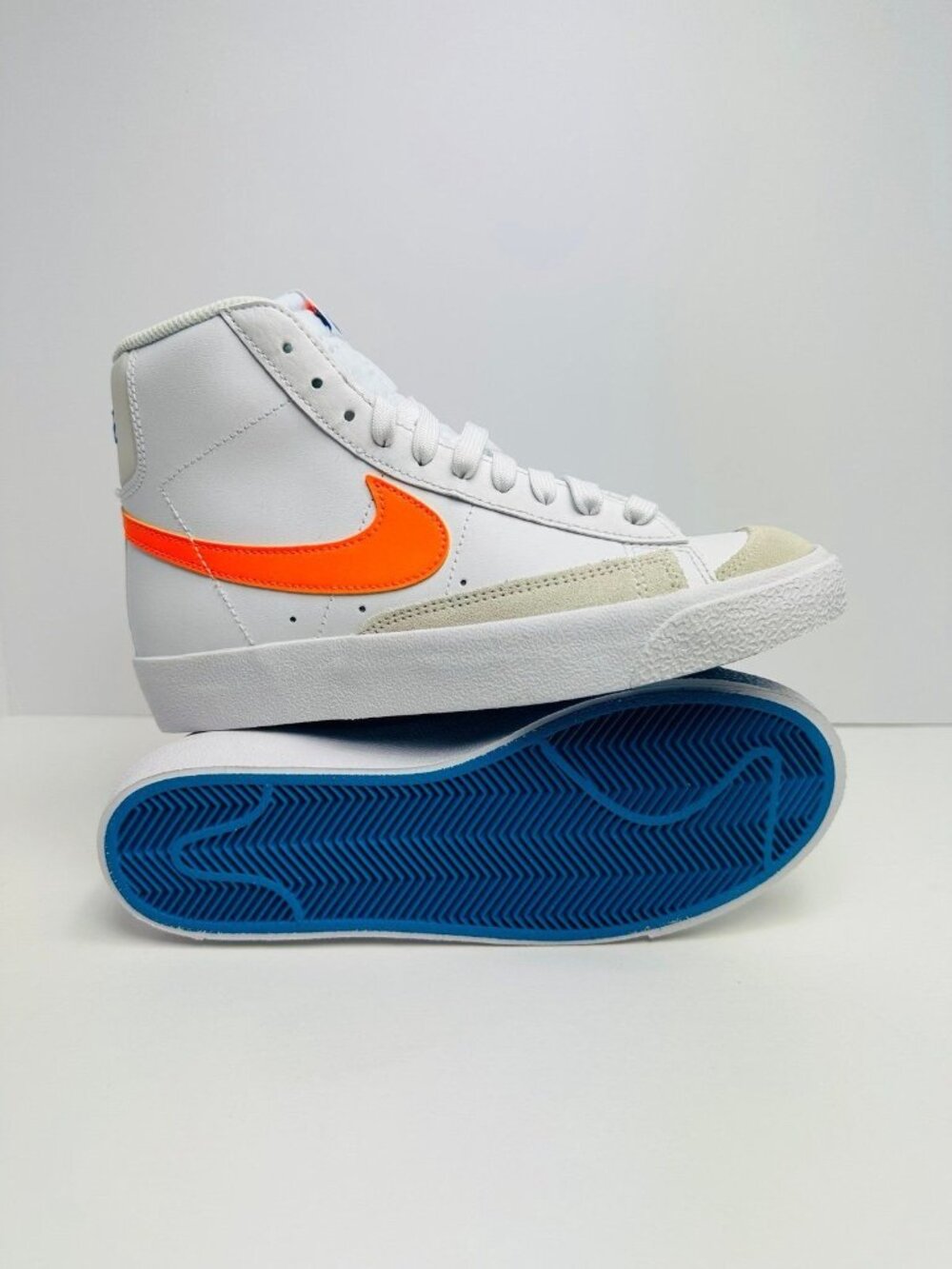 5Y FITS 6.5 W NIKE Blazer Mid '77 GS 'White Total Orange DA4086 116